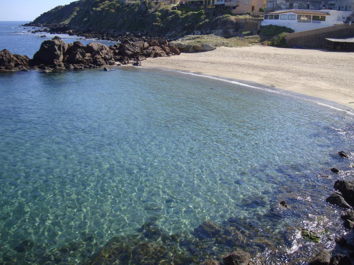 Grazioso Attico Vicino Alla Spiaggia E Al Centro Кастелсардо Екстериор снимка